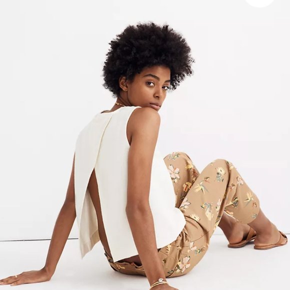 SOLD  - Split-Back Shell Top - Picture 6 of 6